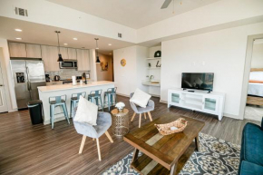 Uptown Fully Furnished 2BR Apartment apts